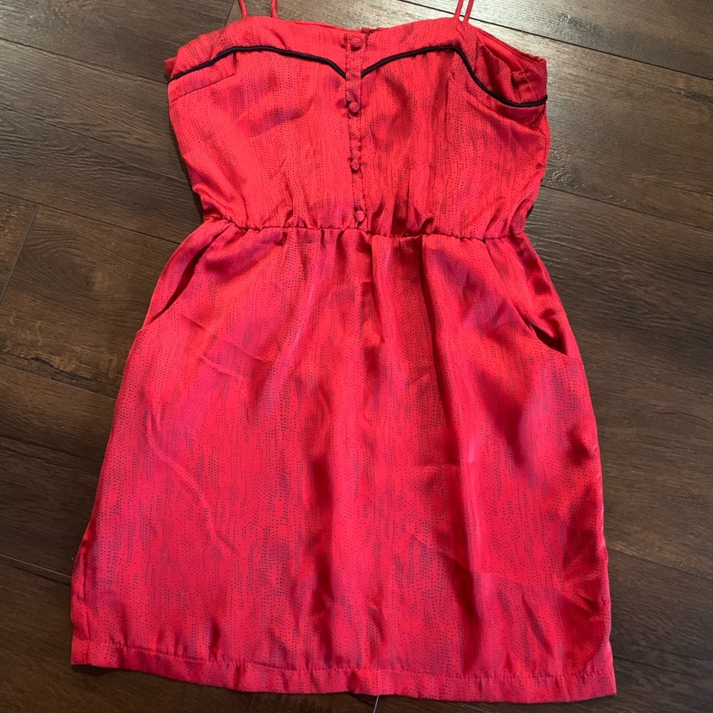 Red light weight cocktail dress with pockets